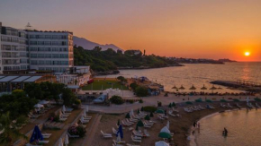 Ada Beach Hotel
